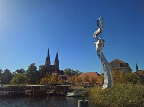 Neuruppin lässt mich atmen. Keine Enge, die Stadt ist weitläufig und ...