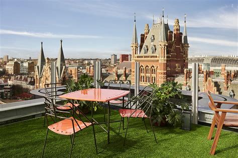 The new Standard Rooftop bar will have amazing views over St Pancras | Hot Dinners