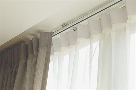 30 Types of Curtains (Popular Variety, Lining, Materials) with Pictures - Homenish
