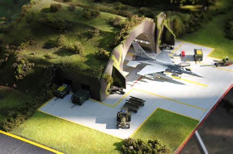 Hardened Aircraft Shelter diorama - DA.C | Diorama, Spitfire model ...