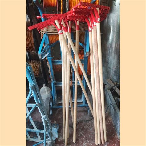 Garden Rake Kalaykay Gardening Rake Fork Rake Kalaykay | Shopee Philippines