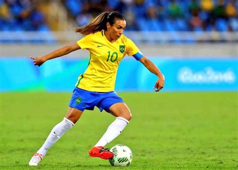 Brazil vs Sweden: Marta Silva's Penalty Kick Goal at Rio Olympics 2016