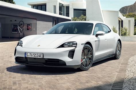 Porsche Taycan Sport Turismo specs 2024 - Autotijd.be