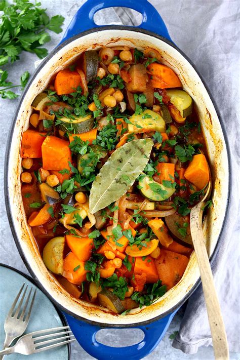 Spicy Moroccan Vegetable Tagine - The Last Food Blog