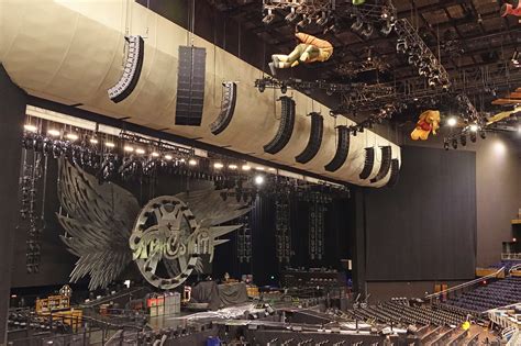 Aerosmith: Deuces Are Wild: A behind-the-scenes look at the advanced ...