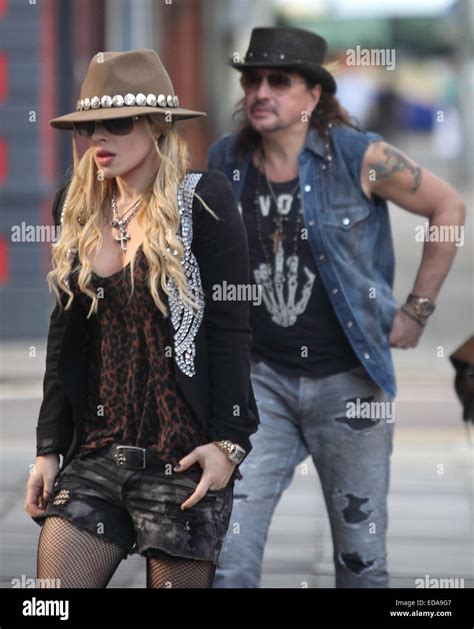 Richie sambora orianthi arrive concert hi-res stock photography and ...