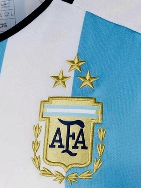 Argentina estreará escudo com três estrelas com time sub-20