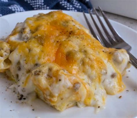 Biscuits and Gravy Breakfast Casserole – Family Recipes