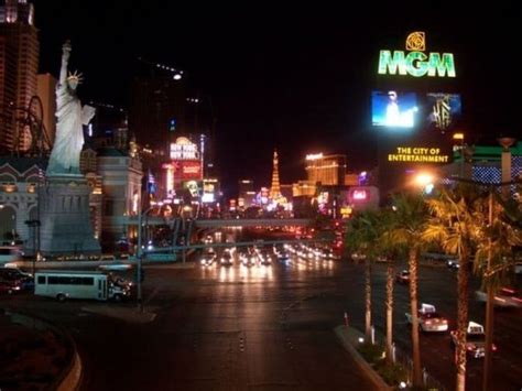 Boulevard Mall (Las Vegas) - 2021 All You Need to Know BEFORE You Go (with Photos) - Tripadvisor