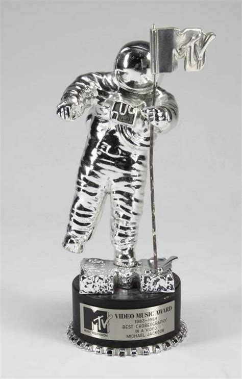 MICHAEL JACKSON BEST CHOREOGRAPHY FOR "THRILLER" MTV VMA MOONMAN