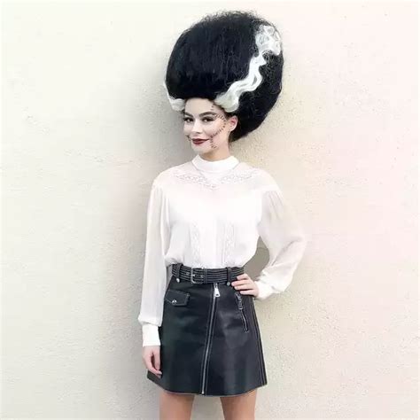 75 creative halloween costumes that will help you win fright night ...