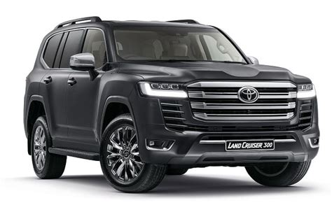 Toyota's new Land Cruiser 300 SUV arrives in SA this August - we have ...