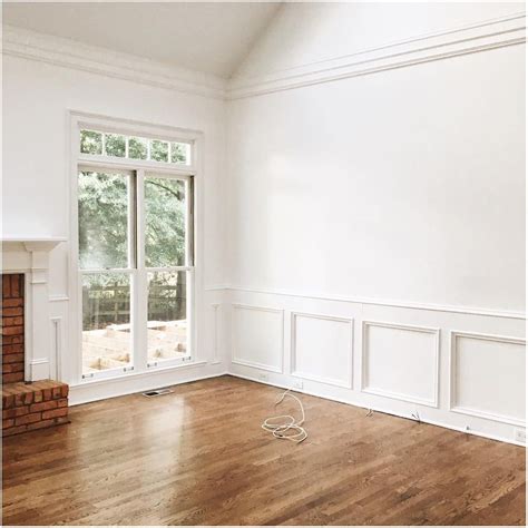 Benjamin Moore Chantilly Lace Paint Color Review | Living room paint, White walls, White paint ...