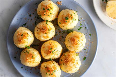 German Potato Dumplings (Kartoffelklöße) Recipe