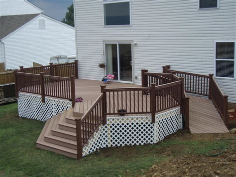 Deck with ramp | Mobile home porch, Ramp design, Wheelchair ramp design