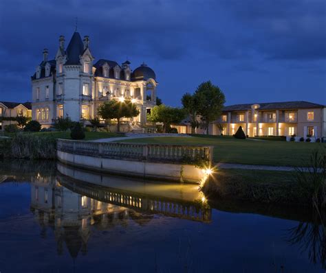 Bordeaux Wine Tours for wine lovers. Enjoy award-winning, luxury Bordeaux wine tours designed ...