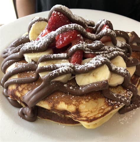 [I Ate] Pancakes With Nutella Strawberries and Bananas | Cafe food ...