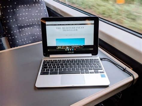 10 Best Cheap + Small Chromebooks (Perfect for Travel - 2019)