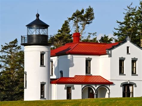 15 Beautiful Lighthouses in Washington Worth Planning a Trip Around ...