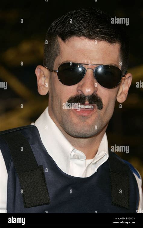 ROBERT BEN GARANT RENO 911 MIAMI FILM PREMIERE GRAUMANS CHINESE ...