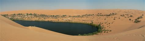 Oasis and lakes of Ubari (Oubari) in Fezzan region of Sahara desert ...