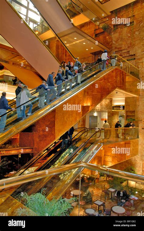 Trump tower new york interior hi-res stock photography and images - Alamy