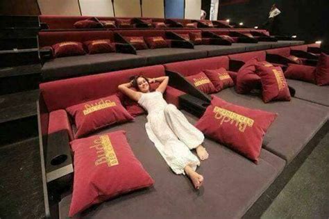 Facts Check: India's Largest Cinema Theater at Vadodara, Gujarat is ...