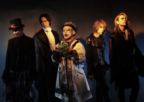 DIR EN GREY serves up further info on "Ningen wo Kaburu" but what is Kyo wearing?