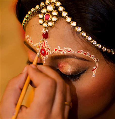 Bindi Designs: Simply Forehead Decoration? Not Quite.