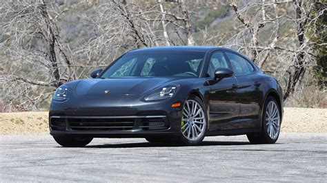 2018 Porsche Panamera 4 E-Hybrid packs luxury, tech and battery boost ...