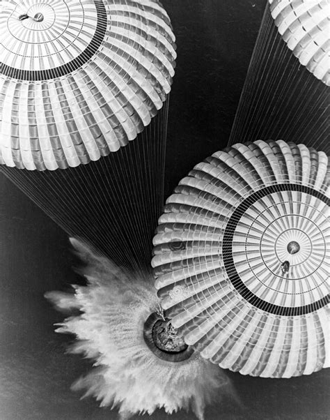 Apollo 17 splashdown, Dec 19, 1972. | Nasa apollo, Apollo, Apollo space program