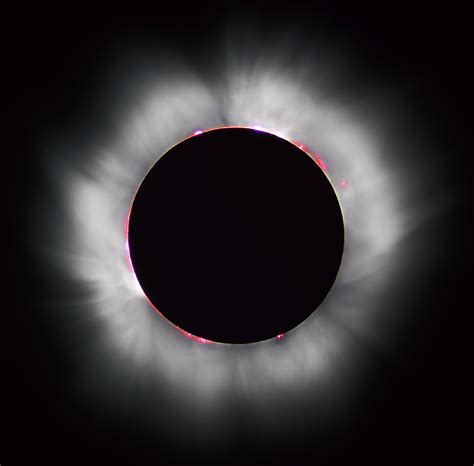 File:Solar eclipse 1999 4 NR.jpg - Wikipedia