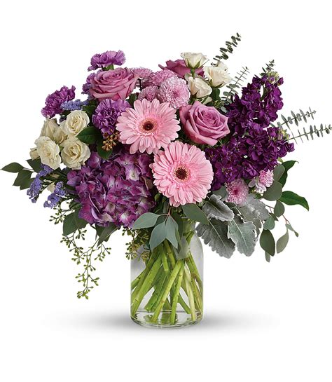 Williamsburg Florist - Flower Delivery by Morrison's Flowers & Gifts