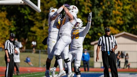 MHSAA football: Super 10, top 10 in each division for Week 6