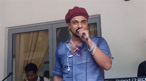 Punchi Doni Tharaha Wela Live Sing Shammu Sing - YouTube