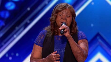 Plane crash survivor gets a standing ovation on Americas Got Talent