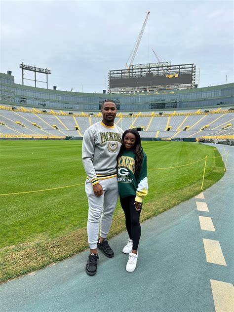 Simone Biles on Twitter: "GO PACK GO 💚💛"