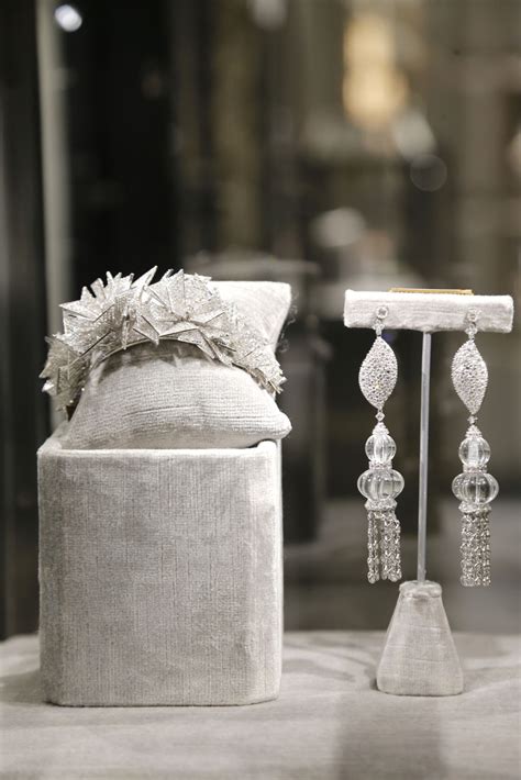 Bergdorf Goodman Unveils Updated Jewelry Salons | Jewelry store ...