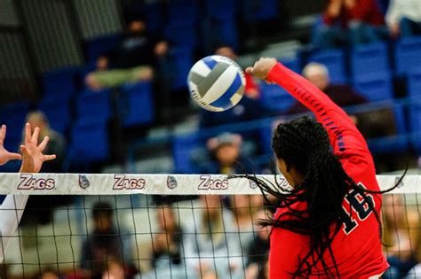 Volleyball: Gonzaga endures a bumpy journey to strong finish | Sports | gonzagabulletin.com