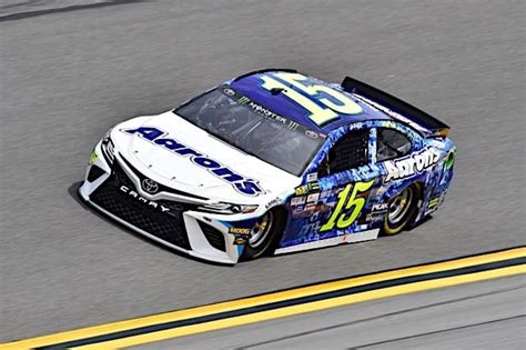 Michael Waltrip Ends NASCAR Career With Daytona 500 Top-10 Finish