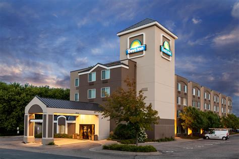 Days Inn by Wyndham Eagan Minnesota Near Mall of America | Eagan, MN Hotels