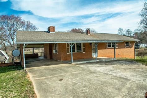 Morganton, NC Real Estate - Morganton Homes for Sale | realtor.com®