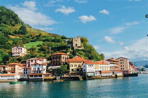 A Dusky Evening In The Spanish Basque Country - Hand Luggage Only - Travel, Food & Photography Blog