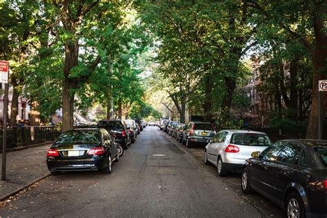 New York's Free Parking Spots Are Worth Upward of $6,000 a Year - Bloomberg