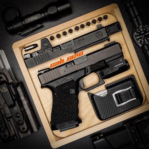 Glock 19 Gen3 with Inforce APLc - LAS Concealment - lasconcealment