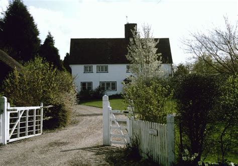 Blackmoor House © David Anstiss cc-by-sa/2.0 :: Geograph Britain and Ireland