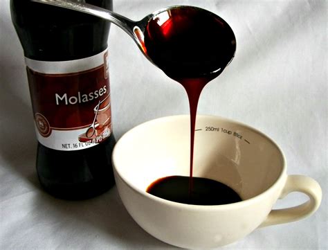 Blackstrap Molasses Health Benefits and Nutritional Value