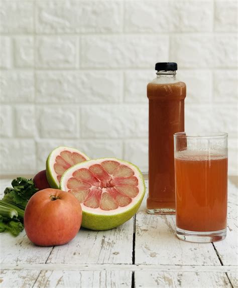 Pomelo Apple Celery Juice – Food Thinkers