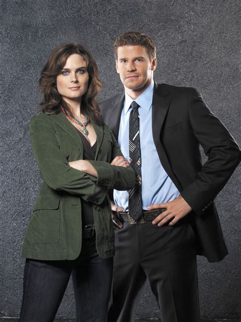 Bones Tv Cast Prevodom Hulu Oase Cititorii Kosti Binge Boxsets Videoteka Otakukart Pelisplay ...