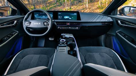 2022 Kia EV6 - INTERIOR - YouTube